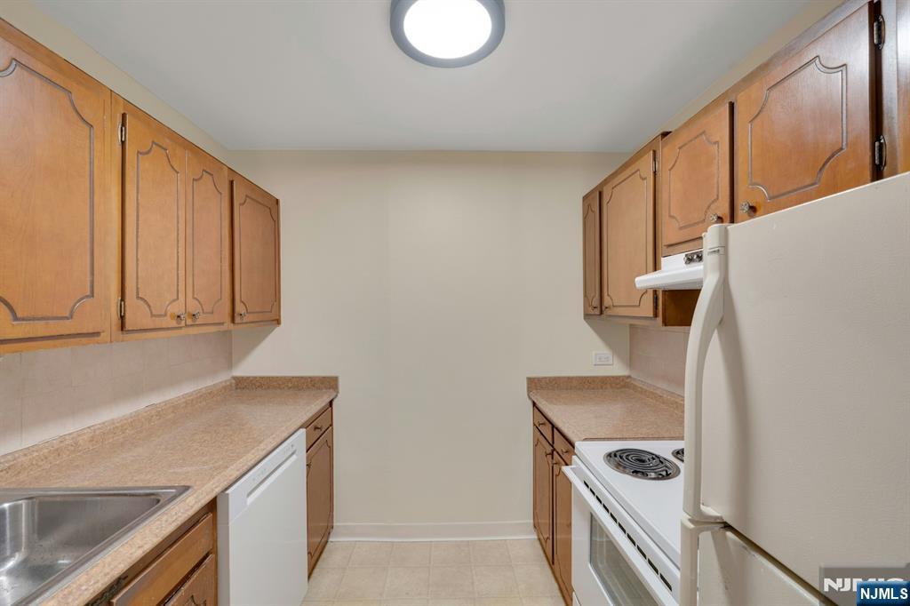 265 Main Street, Unit 209 Ridgefield Park, NJ 07660 - Photo 12 of 24