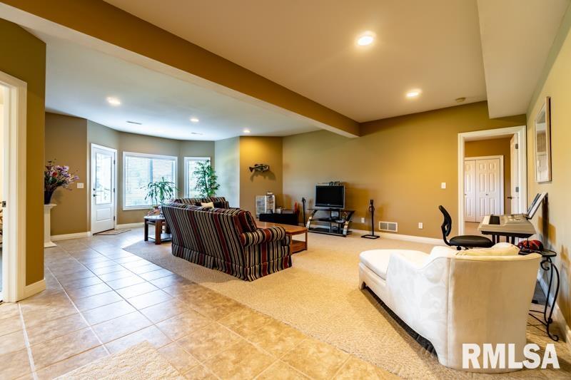 5555 Broadway Road Groveland, IL 61535 - Photo 25 of 39