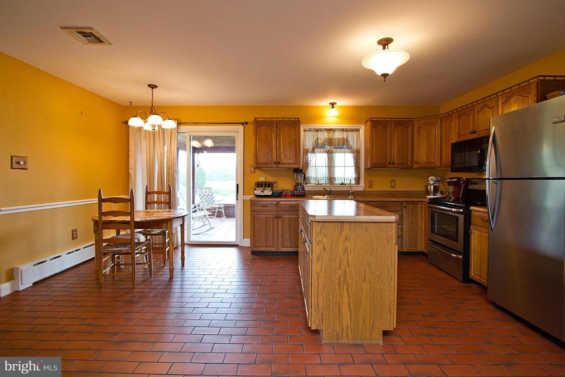 421 Indianhead Road Columbia, PA 17512 - Photo 12 of 45 Gallery Image 12
