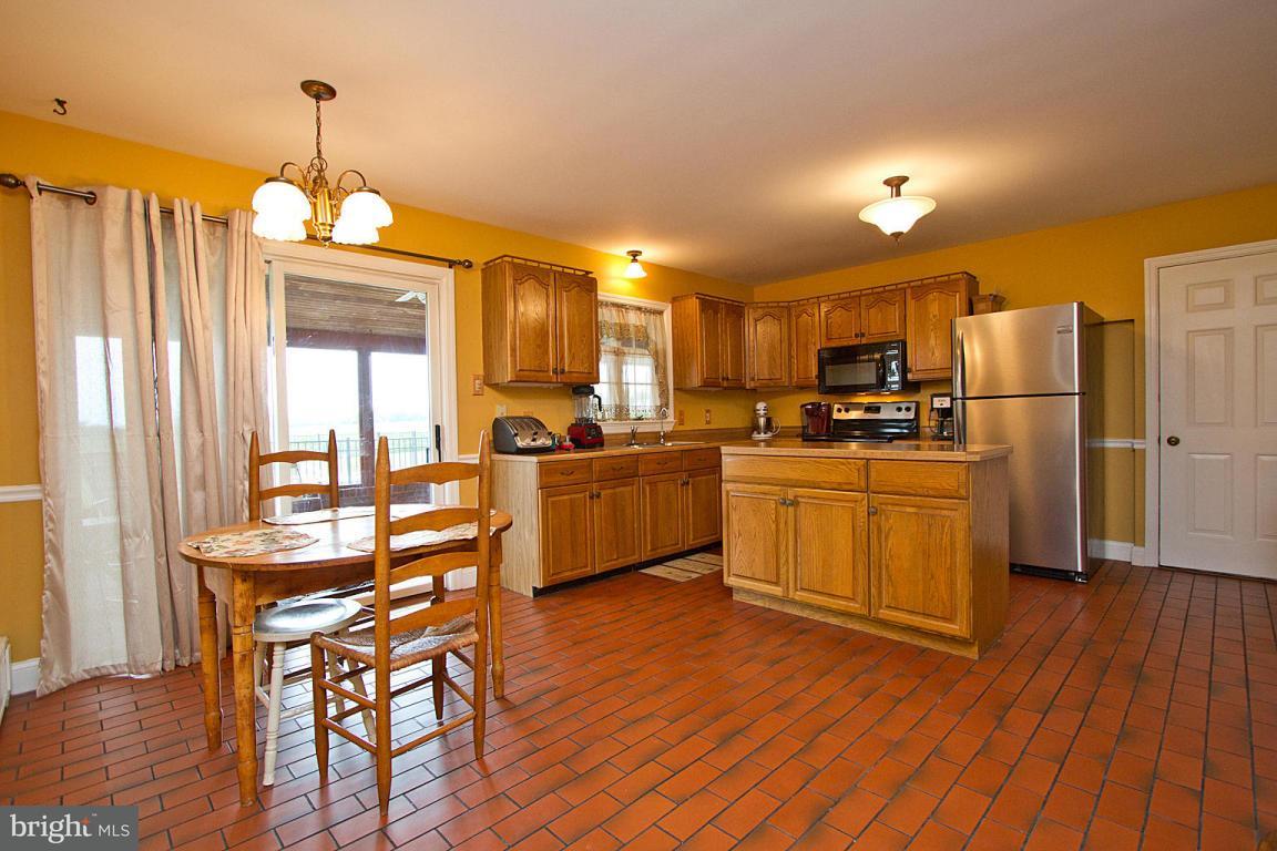 421 Indianhead Road Columbia, PA 17512 - Photo 13 of 45 Gallery Image 13