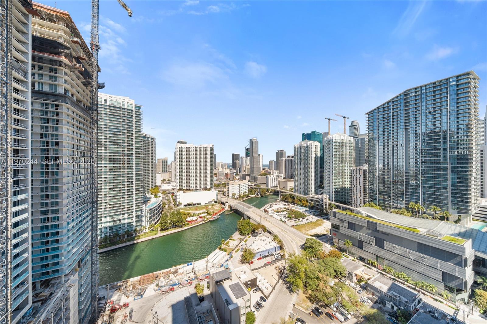 88 Southwest 7th Street, Unit 2312 Miami, FL 33130 - Photo 13 of 27