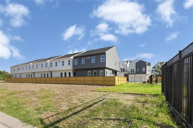 a view of swimming pool of the house with yard and swimming pool