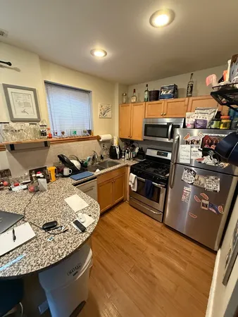 $2,795 | 1423 West Walton Street, Unit CH, Chicago, IL 60642