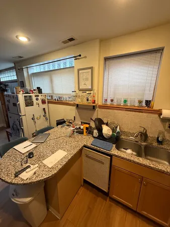 $2,795 | 1423 West Walton Street, Unit CH, Chicago, IL 60642