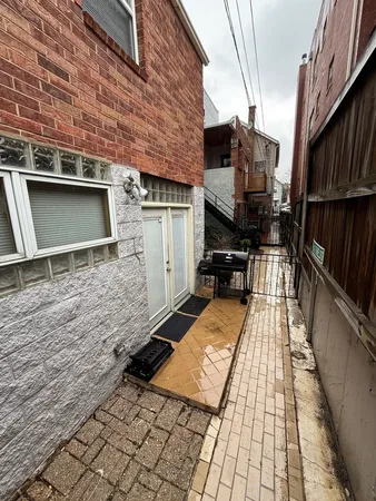 $2,795 | 1423 West Walton Street, Unit CH, Chicago, IL 60642