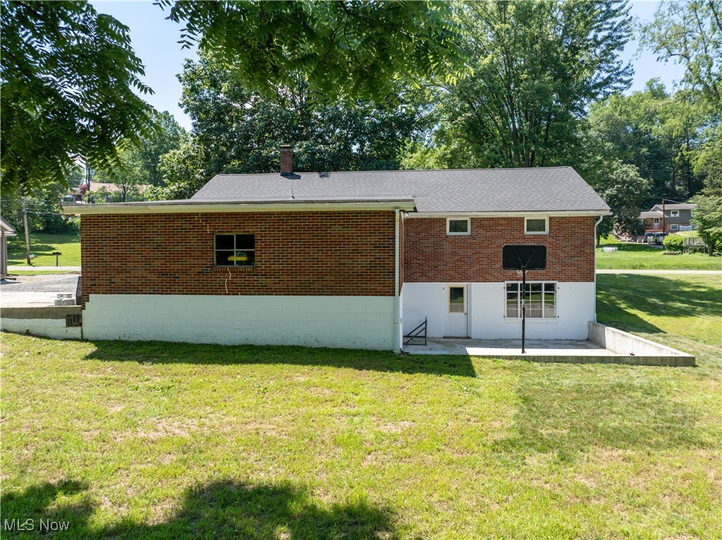 2093 Saltwell Road Northwest Dover, OH 44622 - Photo 8 of 35 Gallery Image 8