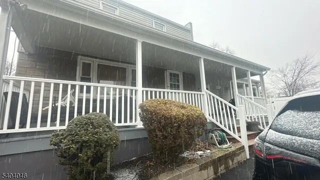 $900 | 1853 Barnett Street, Rahway, NJ 07065