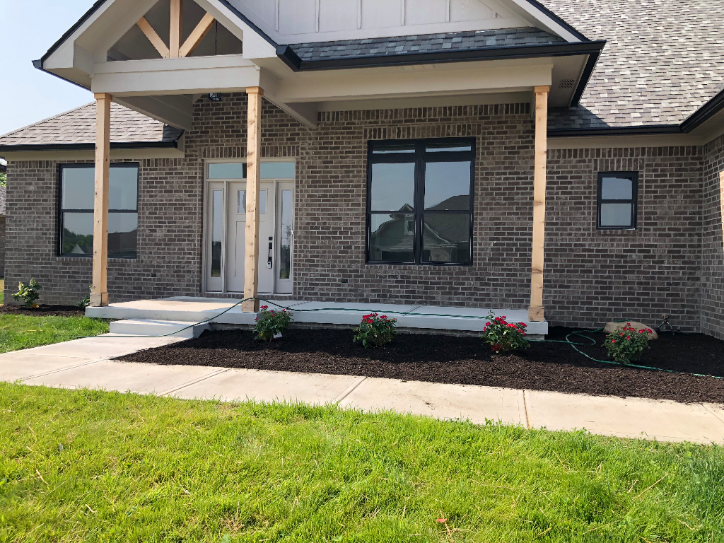 142 Lakeside Drive Pittsboro, IN 46167 - Photo 2 of 33