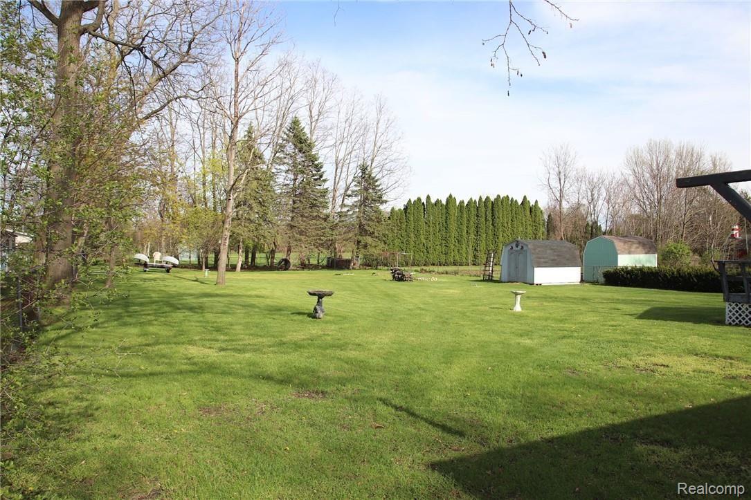 13273 Jennings Road Linden, MI 48451 - Photo 13 of 16 IMG_2297.JPG