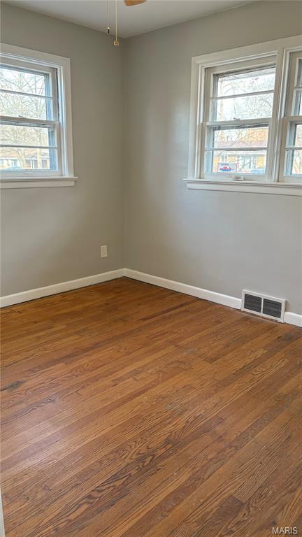 932 Thatcher Avenue St. Louis, MO 63135 - Photo 7 of 12