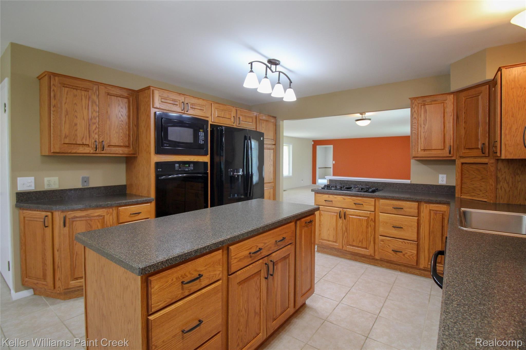 5500 Belsay Road Grand Blanc, MI 48439 - Photo 9 of 36 5500 Belsay Road-28.jpg
