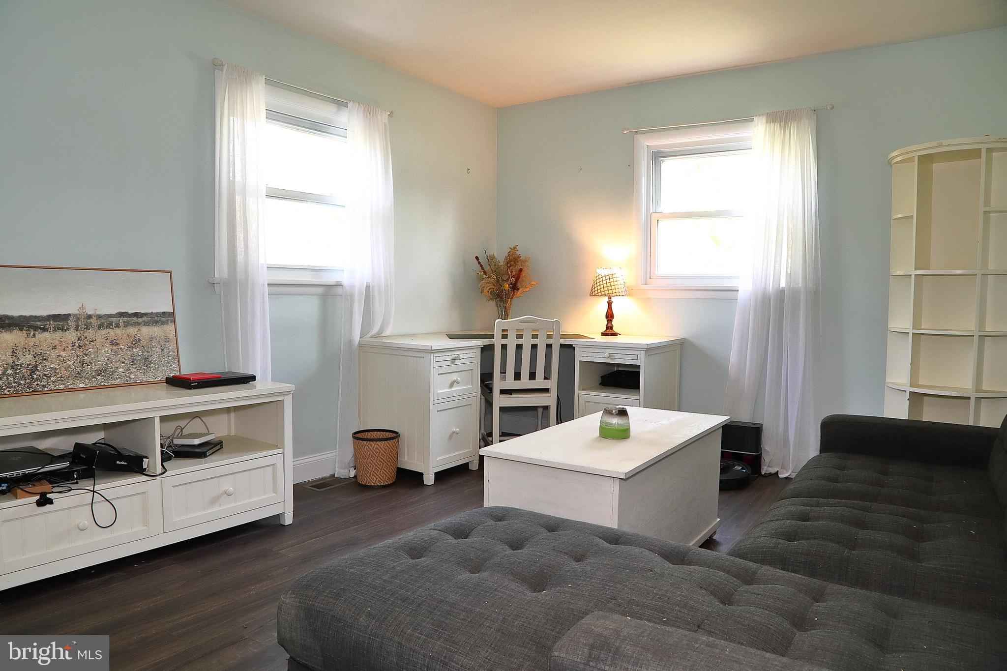 1137 Devonshire Road Lancaster, PA 17601 - Photo 19 of 41
