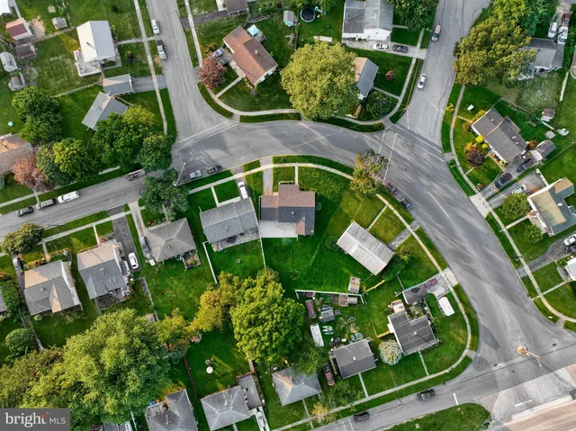 $304,900 | 5 William Penn Drive, Camp Hill, PA 17011