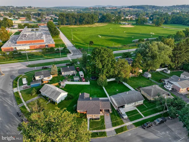 $304,900 | 5 William Penn Drive, Camp Hill, PA 17011