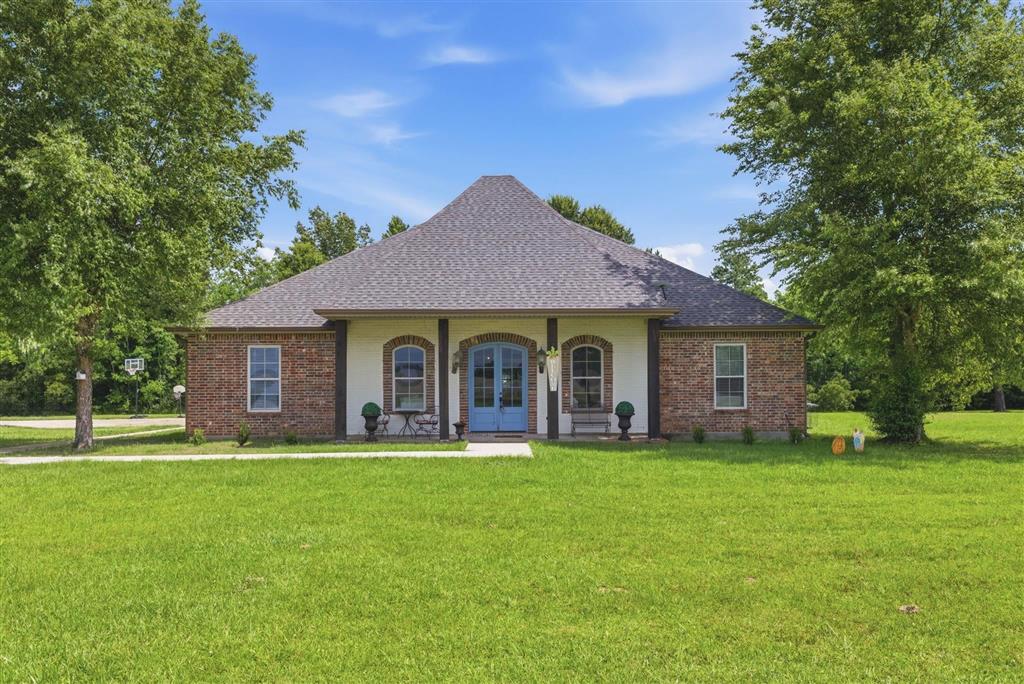 124 Wallace Ellender Road Dequincy, LA 70633 - Photo 2 of 24