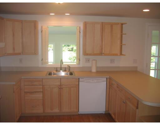 285 Cross Road Dartmouth, MA 02747 - Photo 3 of 14 Gallery Image 3