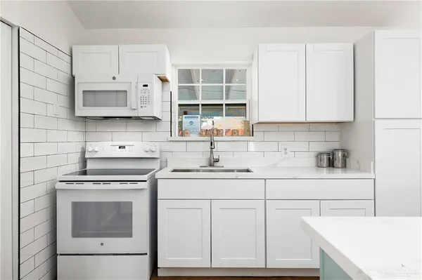 $1,450 | 1119 Barnes Street, Mission, TX 78572