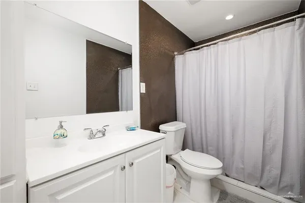 $1,450 | 1119 Barnes Street, Mission, TX 78572