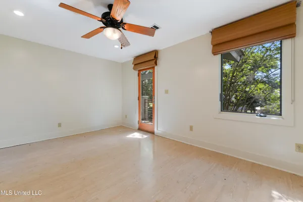 $3,950 | 1220 Sunset Avenue, Ocean Springs, MS 39564