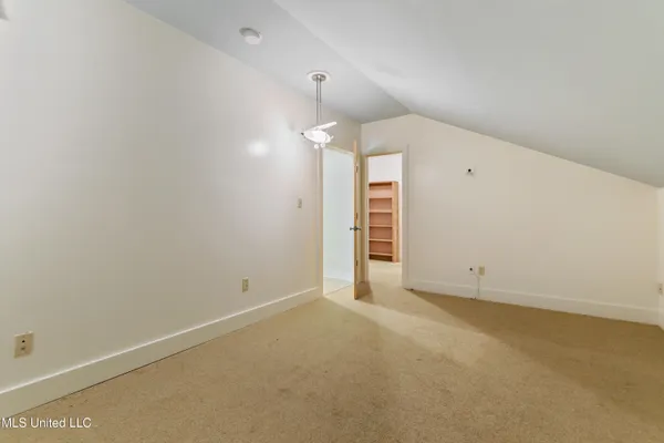 $3,950 | 1220 Sunset Avenue, Ocean Springs, MS 39564