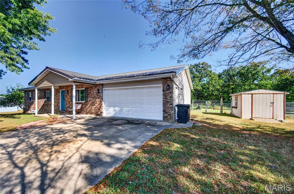 20580 Sedalia Road Waynesville, MO 65583 - Photo 4 of 48 Gallery Image 4