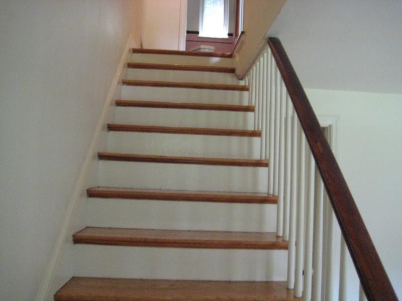 37 Linden Street, Unit 23 Wellesley, MA 02482 - Photo 7 of 9 a view of entryway