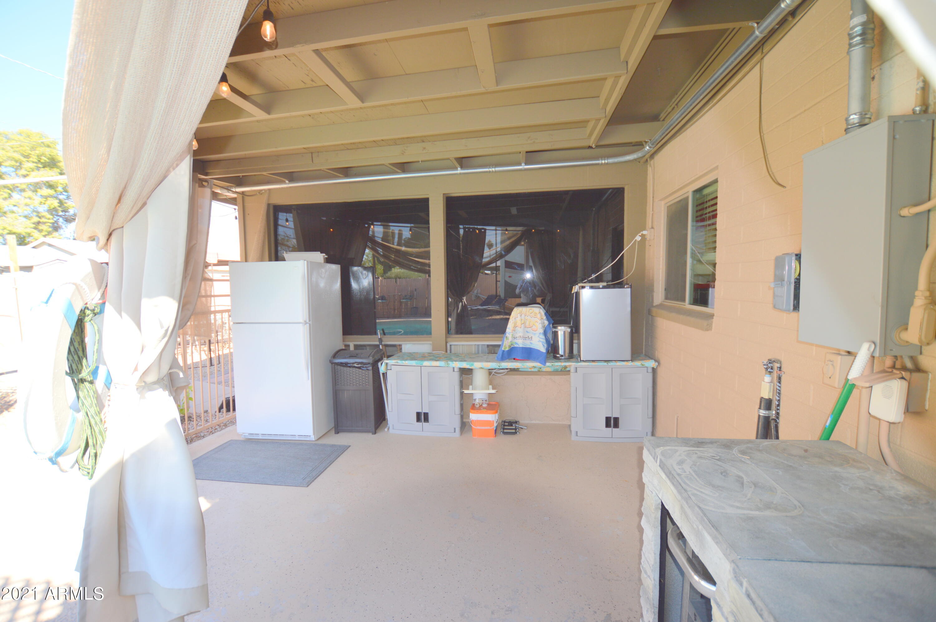 1702 North Trevor Mesa, AZ 85201 - Photo 20 of 37 1702 Trevor Yard2 patio