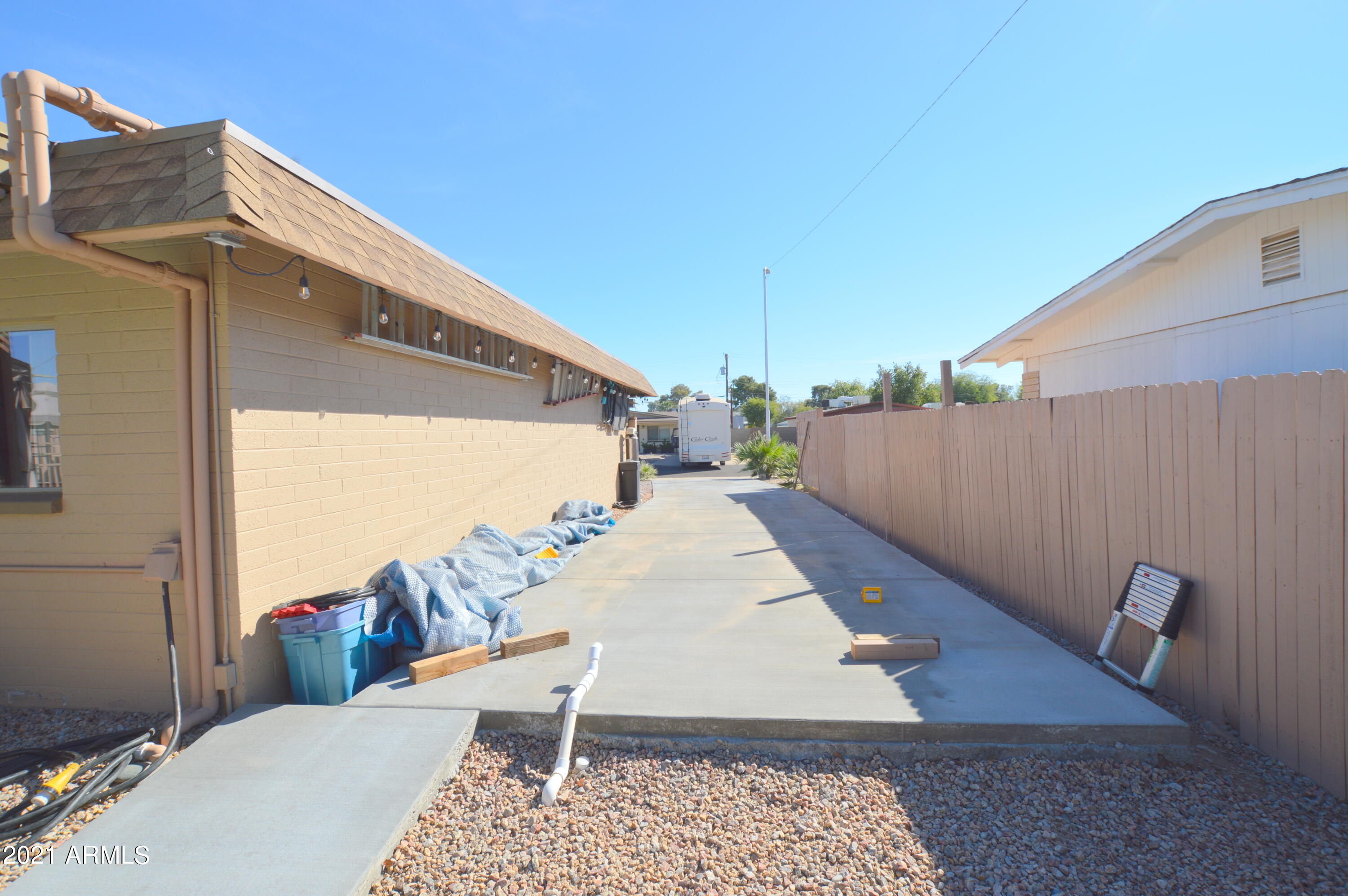1702 North Trevor Mesa, AZ 85201 - Photo 27 of 37 1702 Trevor Yard6