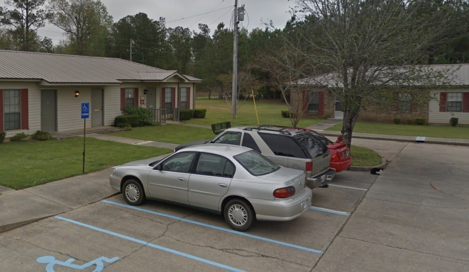 22271 Hwy 69 Other Al Other, AL 36524 - Photo 3 of 7 a car parked in front of a house