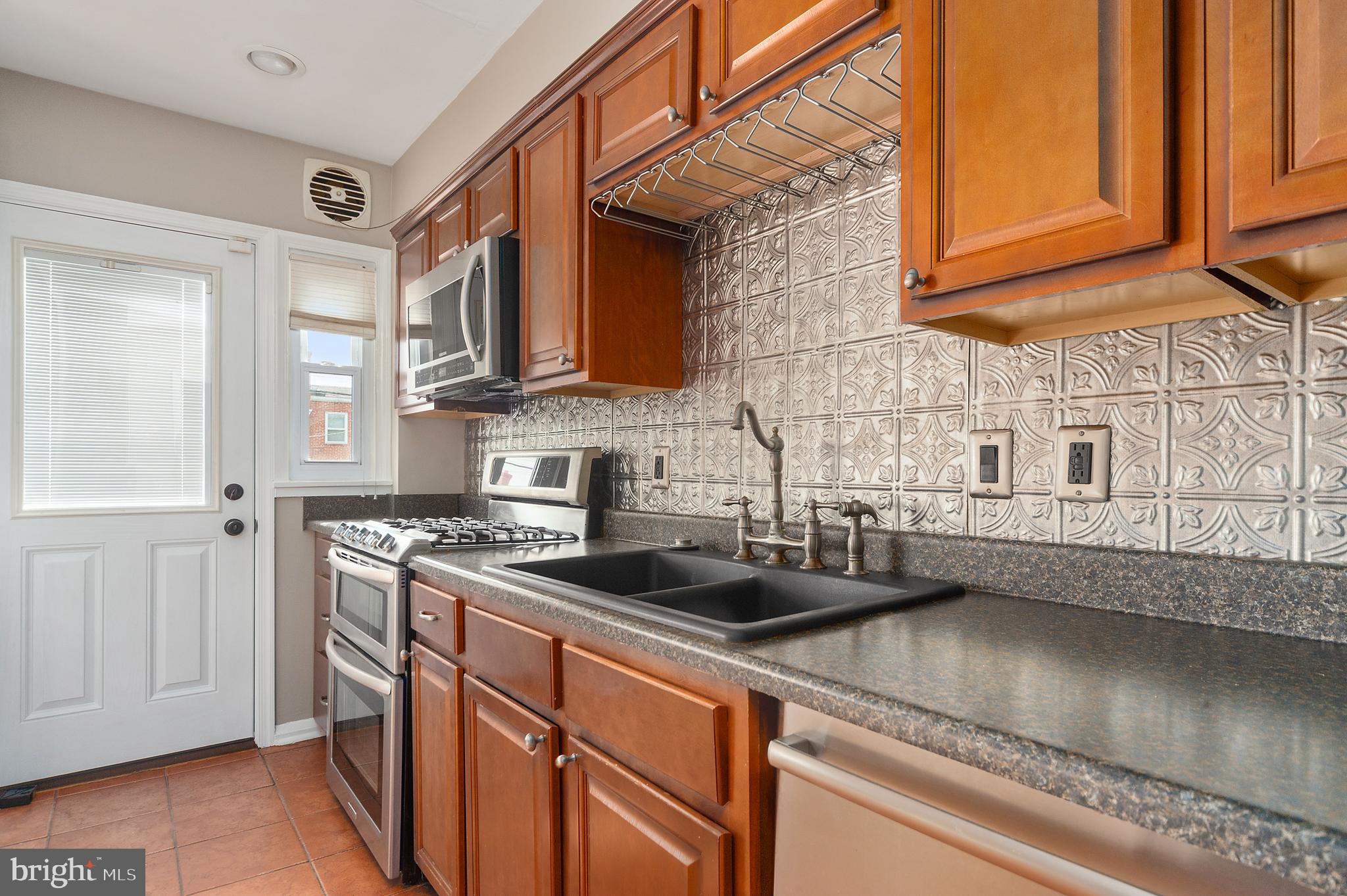 8313 Kendale Road Baltimore, MD 21234 - Photo 8 of 30