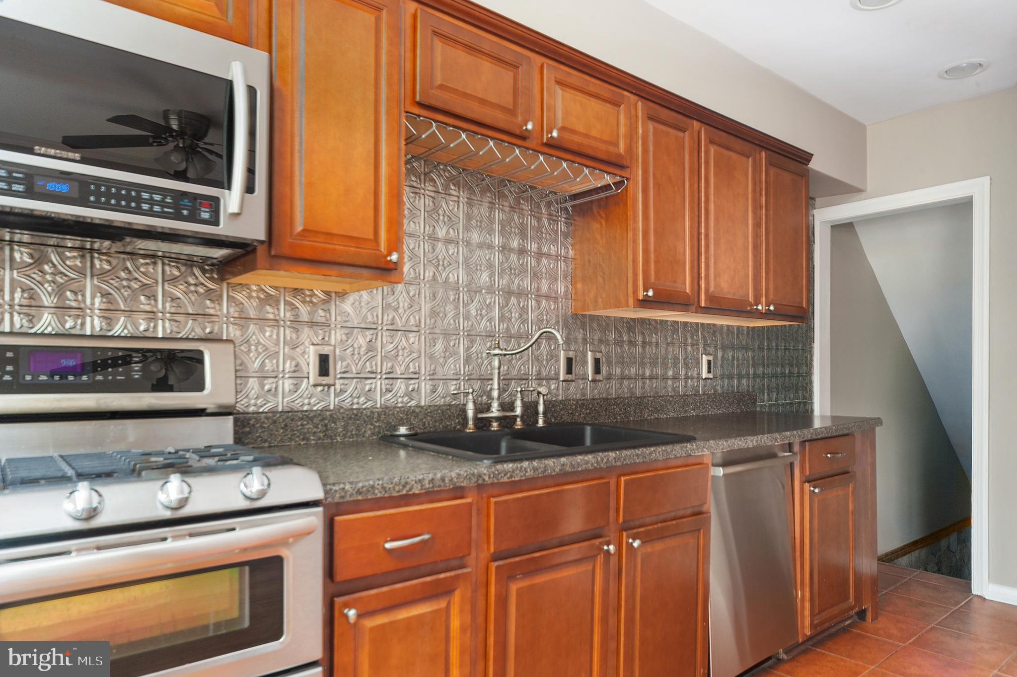 8313 Kendale Road Baltimore, MD 21234 - Photo 9 of 30