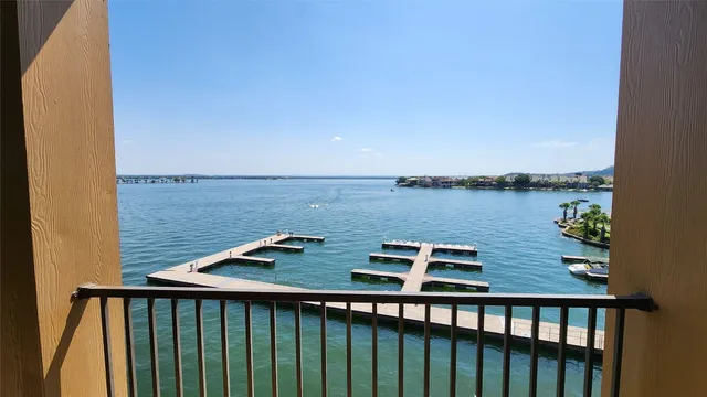 $1,300,000 | 1001 The Cape, Unit 32, Horseshoe Bay, TX 78657