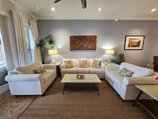 $1,300,000 | 1001 The Cape, Unit 32, Horseshoe Bay, TX 78657