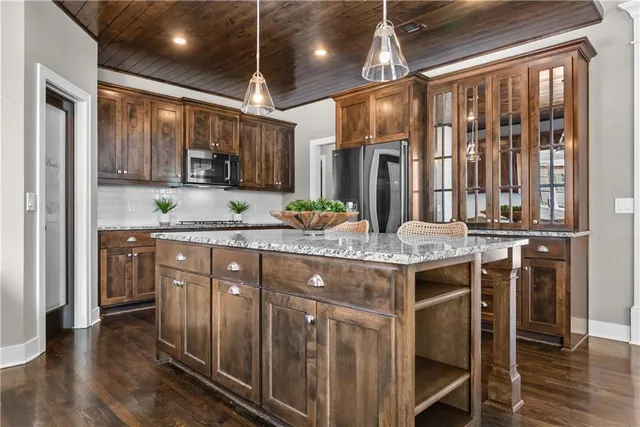 $639,900 | 4509 Northeast Parks Summit Blvd., Lee's Summit, MO 64064