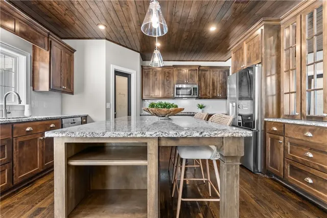 $639,900 | 4509 Northeast Parks Summit Blvd., Lee's Summit, MO 64064