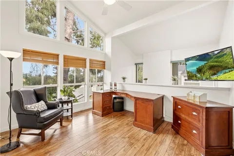 $699,000 | 18150 Andrea Circle South, Unit 1, Northridge, CA 91325