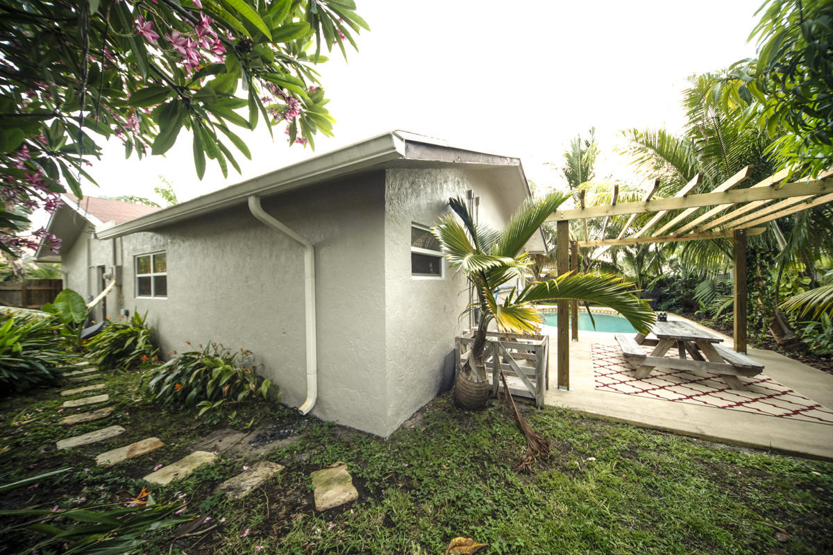 280 Oregon Lane Boca Raton, FL 33487 - Photo 18 of 23 18