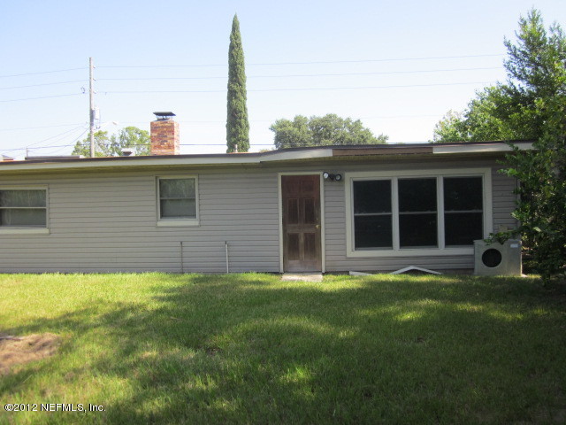 8610 Lone Star Road Jacksonville, FL 32211 - Photo 4 of 43 8610 Lone Star Rd