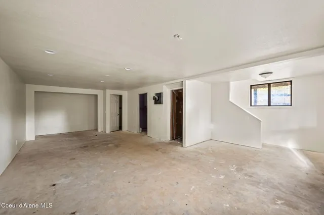 $695,000 | 15077 North Church Road, Rathdrum, ID 83858