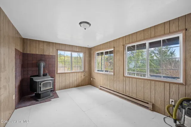 $695,000 | 15077 North Church Road, Rathdrum, ID 83858