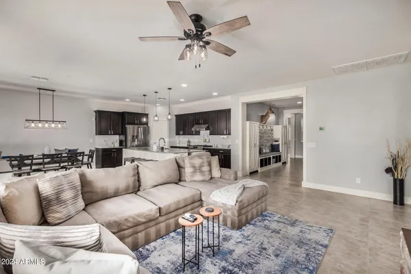 $3,500 | 22514 East Sonoqui Boulevard, Queen Creek, AZ 85142