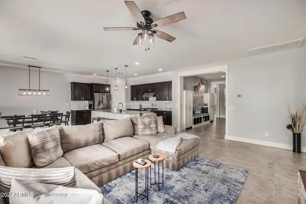 $3,500 | 22514 East Sonoqui Boulevard, Queen Creek, AZ 85142