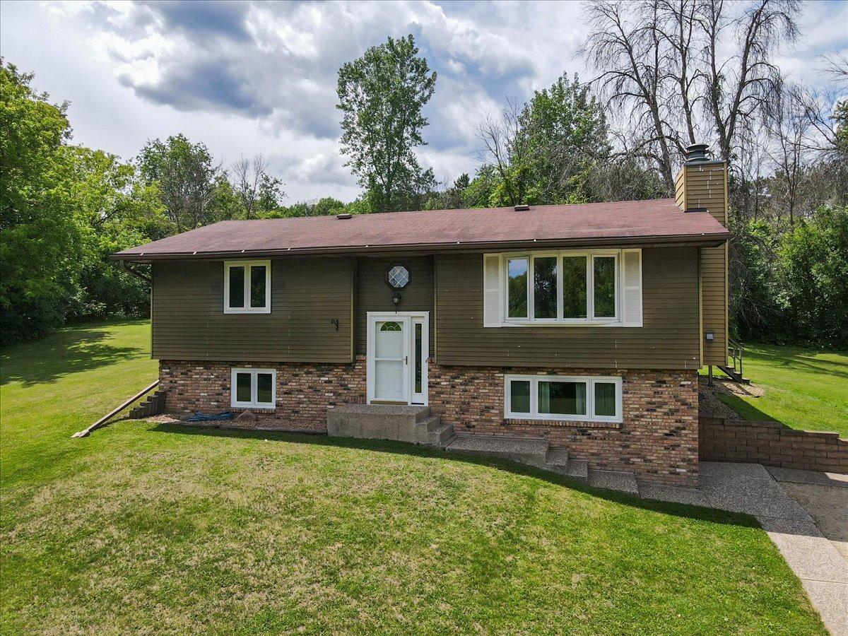 1396 Military Road Newport, MN 55055 - Photo 25 of 31