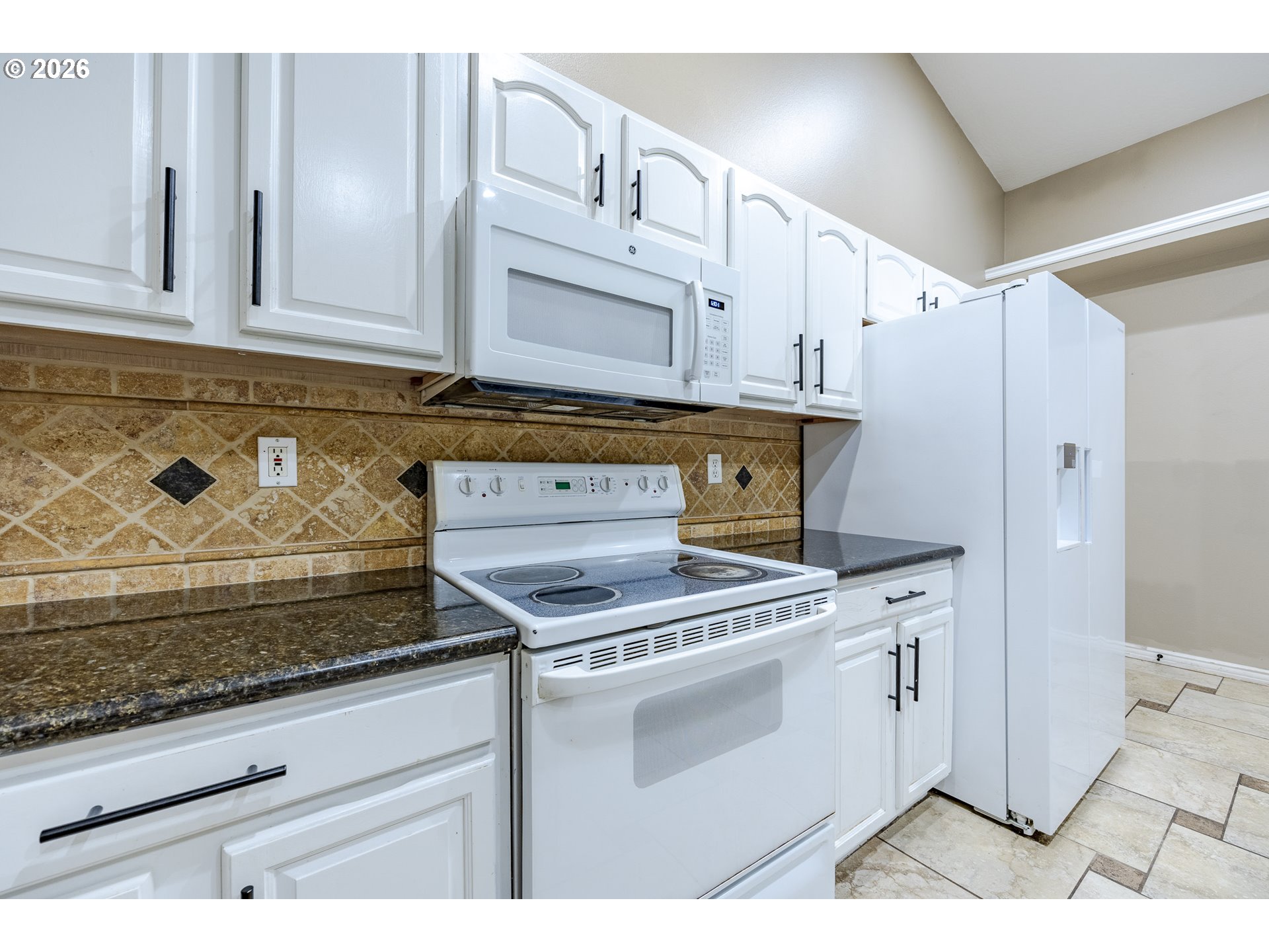 6876 Simeon Drive Springfield, OR 97478 - Photo 22 of 41