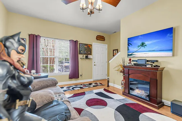 $234,500 | 304 Chinquapin Drive, Summerville, SC 29485