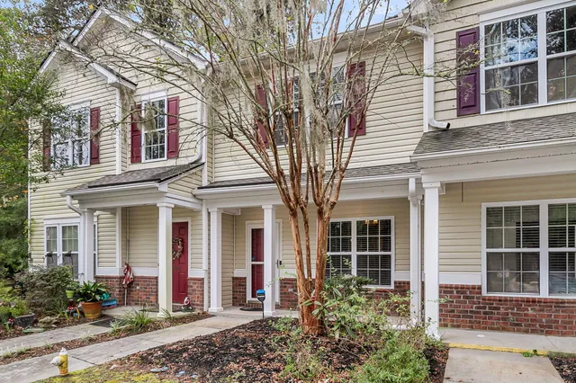 $234,500 | 304 Chinquapin Drive, Summerville, SC 29485