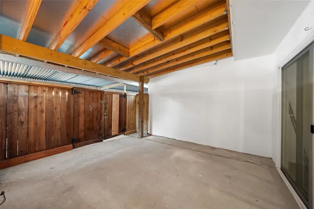 $2,250 | 9654 Westview Drive, Unit 9, Houston, TX 77055