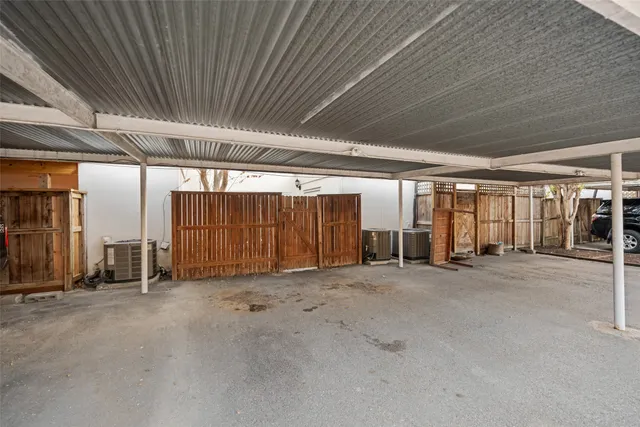 $2,250 | 9654 Westview Drive, Unit 9, Houston, TX 77055