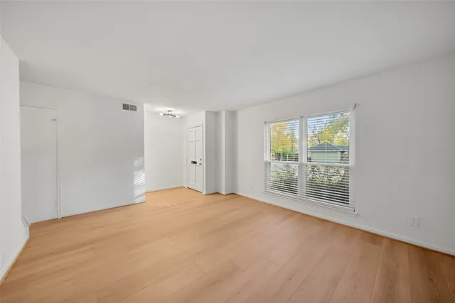 $2,250 | 9654 Westview Drive, Unit 9, Houston, TX 77055