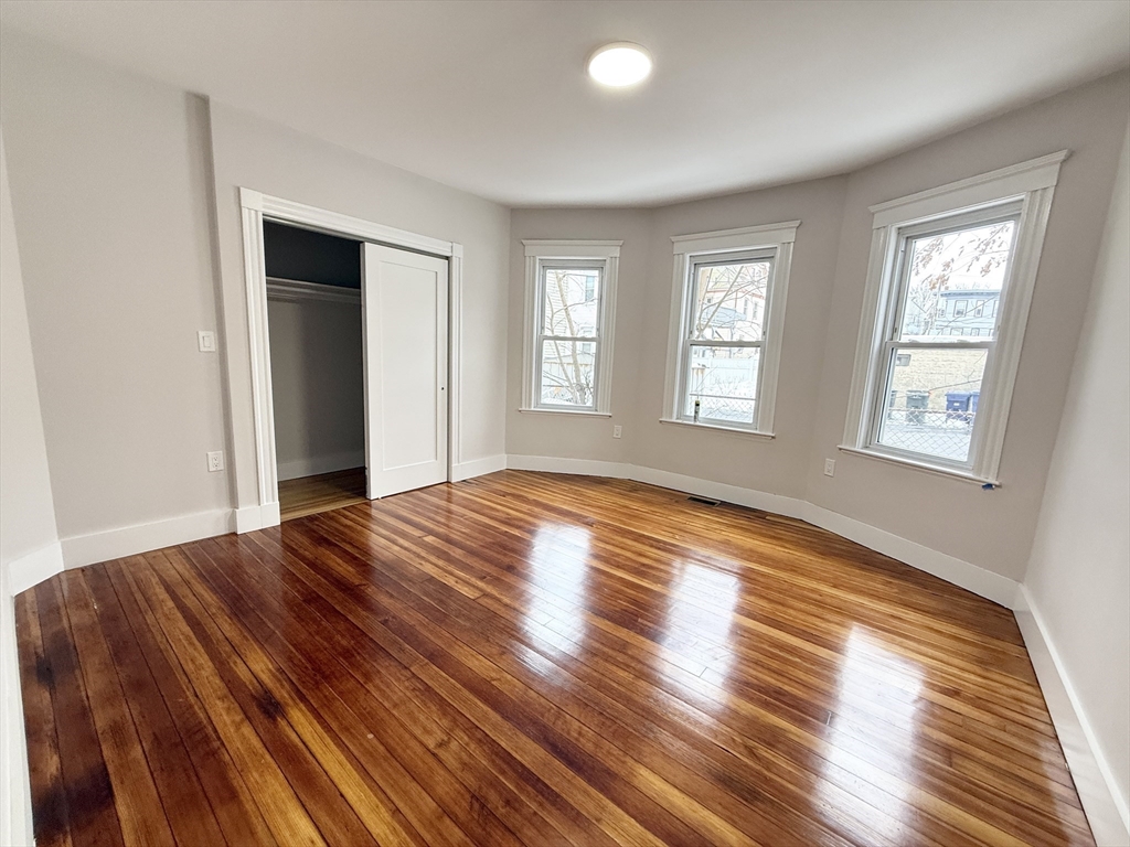 36 Raven Street, Unit 1 Boston, MA 02125 - Photo 4 of 8